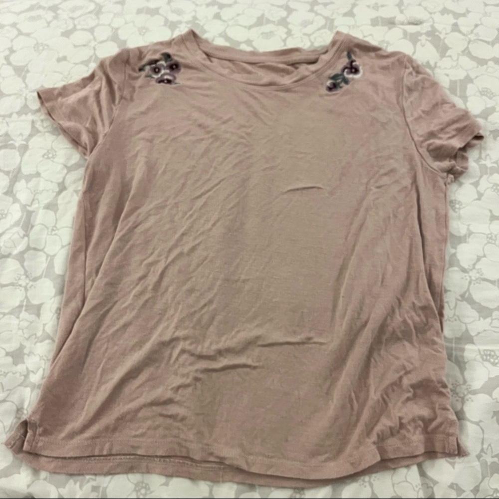aeropostale plain floral mauve top